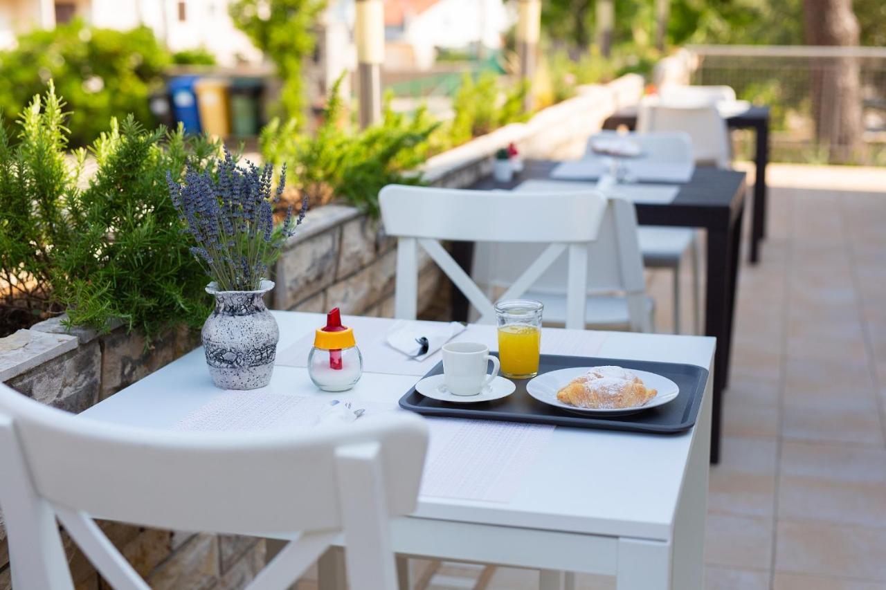 Bed&Breakfast Lucija Bed & Breakfast Punat Exterior photo